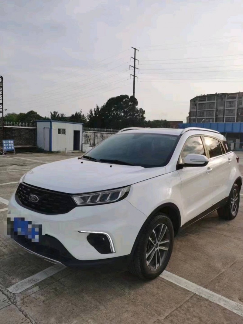 武汉21年福特领界2