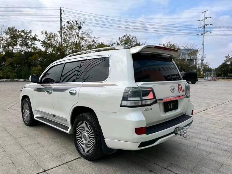 盐城17年丰田兰德酷路泽9