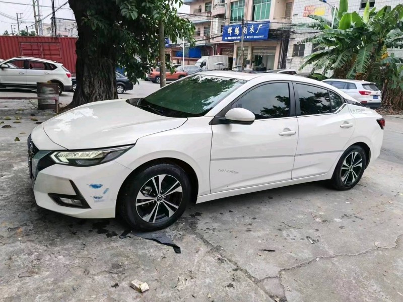 广州20年日产轩逸2