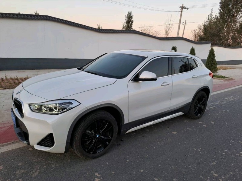 保定20年宝马X23