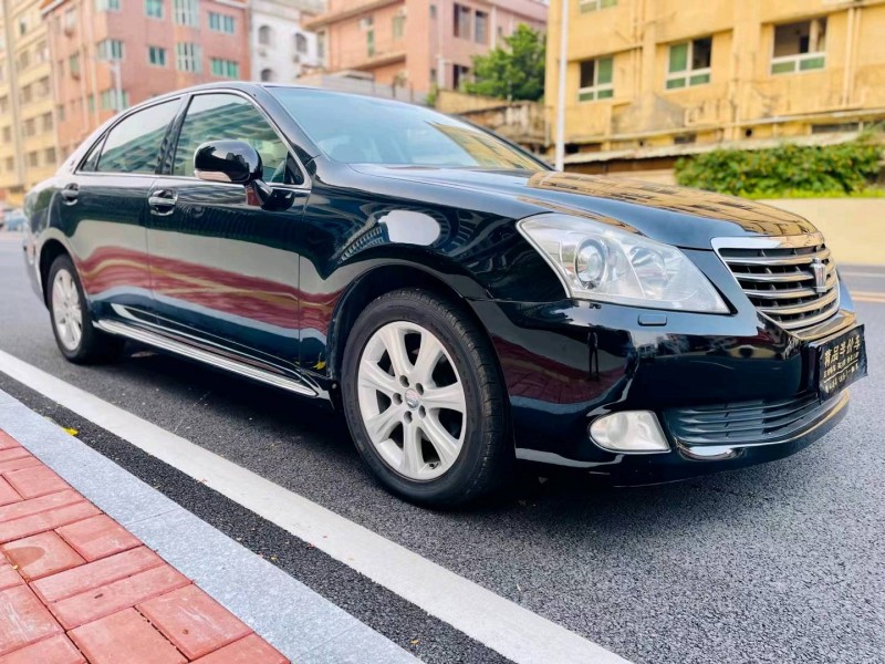 东莞13年丰田皇冠3