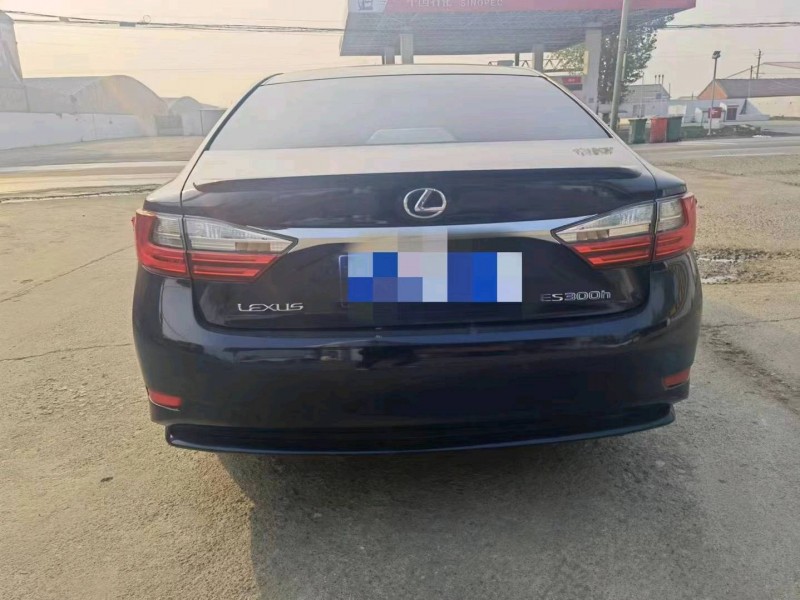 邯郸16年雷克萨斯ES6