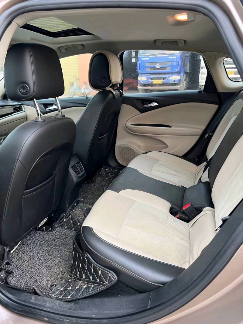 广州18年别克威朗5