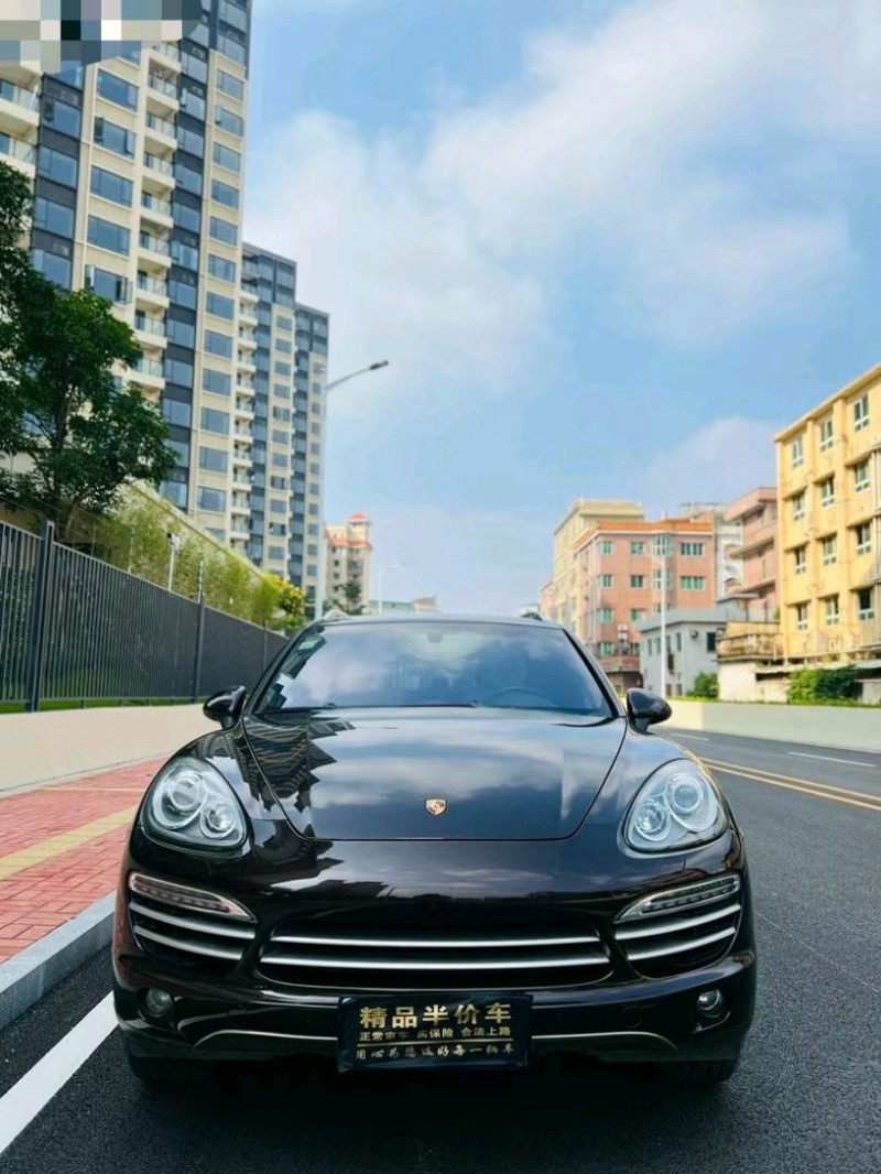 东莞14年保时捷卡宴1