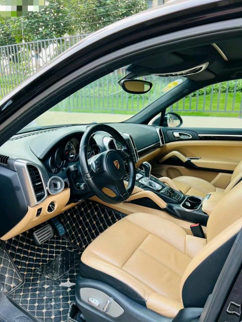 东莞14年保时捷卡宴4