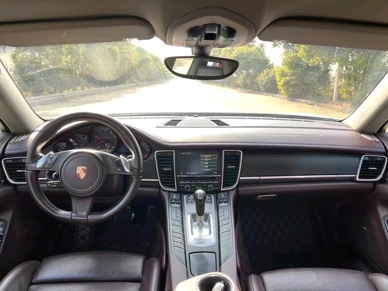 盐城14年保时捷帕拉梅拉7