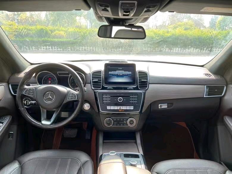 盐城19年奔驰GLE7