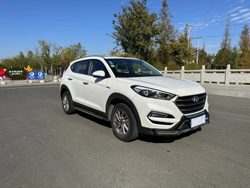 徐州17年现代途胜4