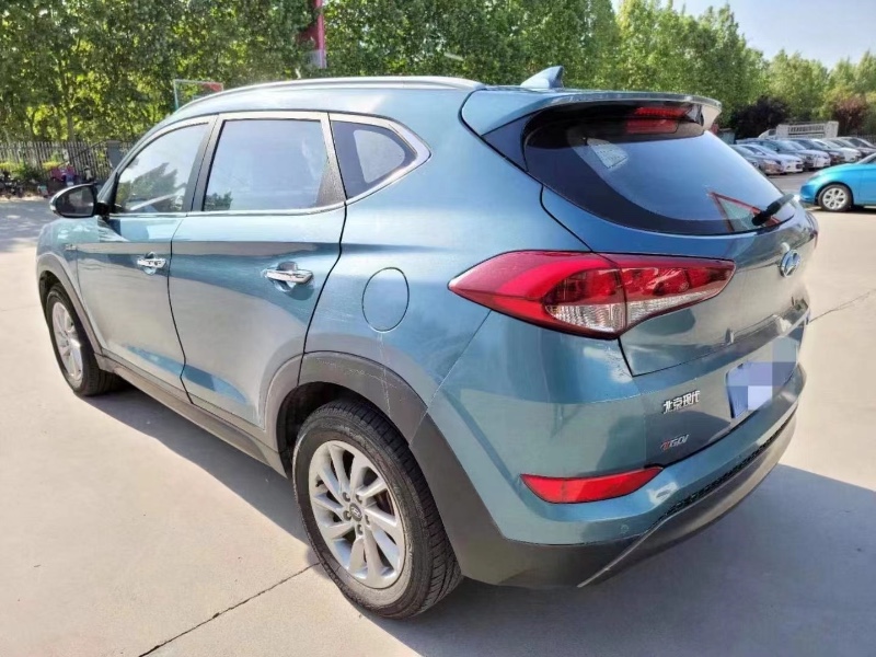 徐州17年现代途胜5