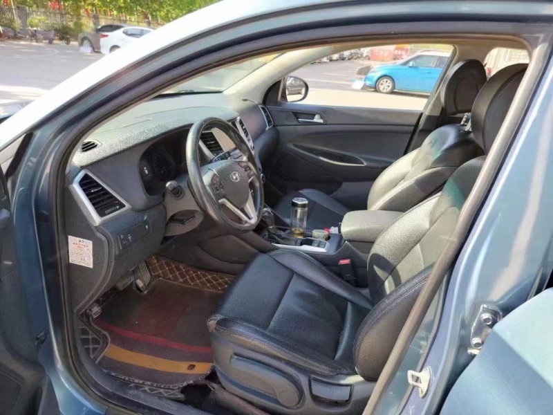 徐州17年现代途胜3