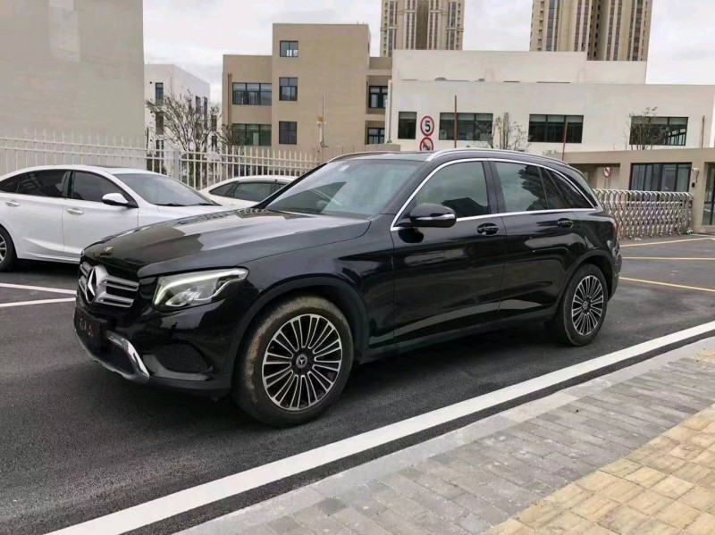 徐州19年奔驰GLC3