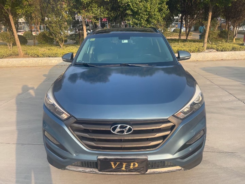 徐州16年现代途胜1