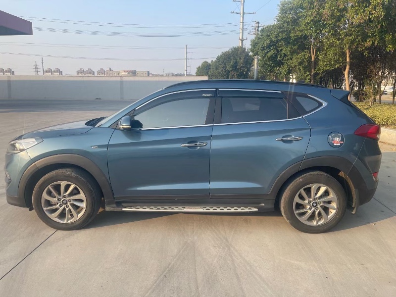 徐州16年现代途胜4