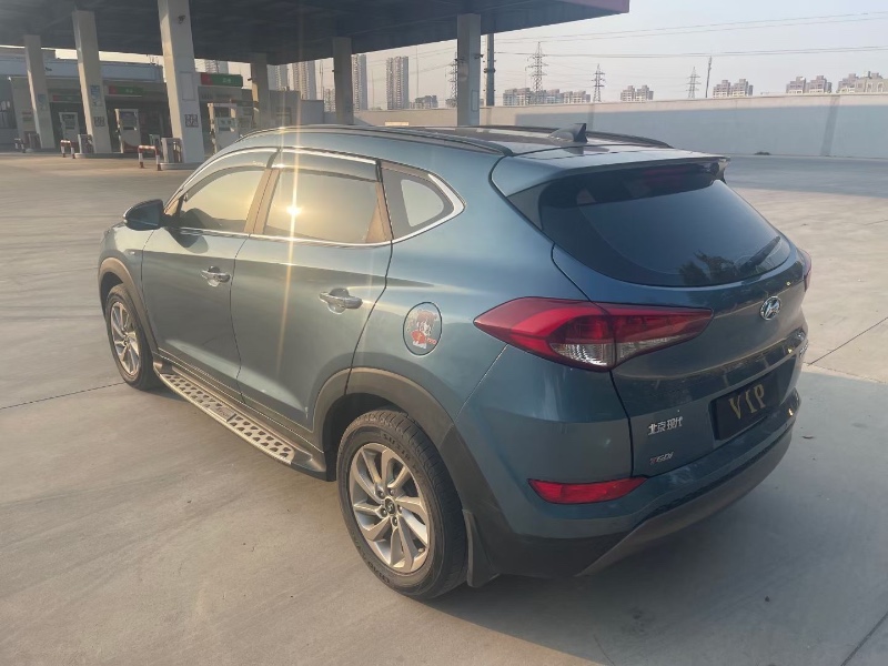 徐州16年现代途胜3