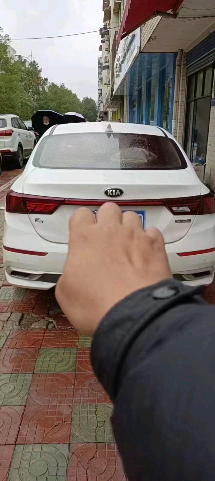 益阳21年起亚K32