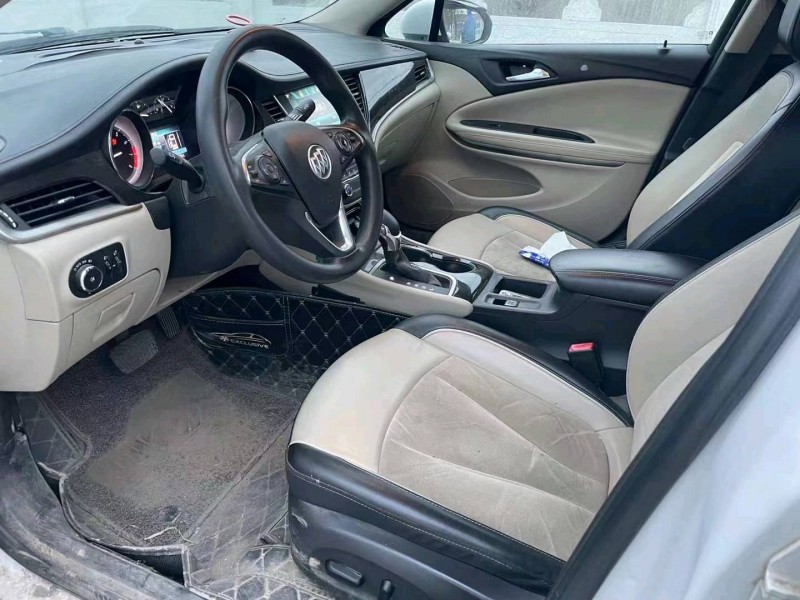 枣庄18年别克威朗8