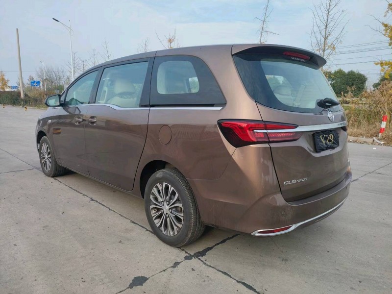 徐州21年别克GL86