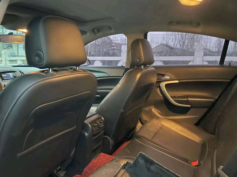 枣庄17年别克君威6