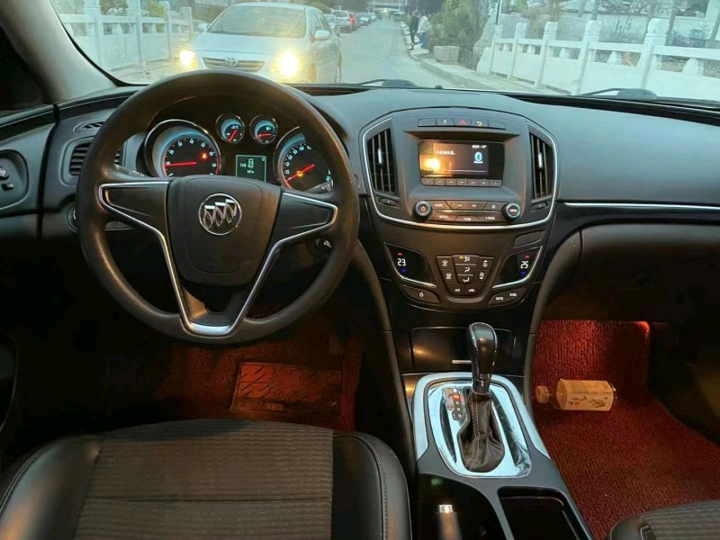 枣庄17年别克君威1