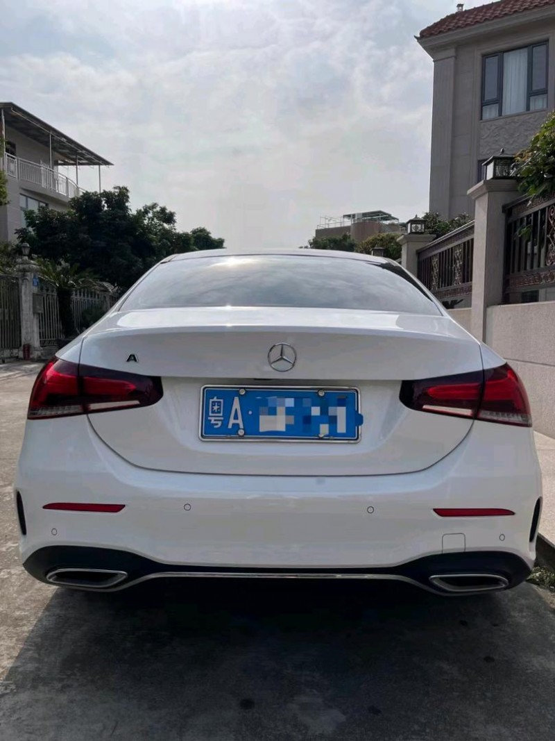 广州20年奔驰A8