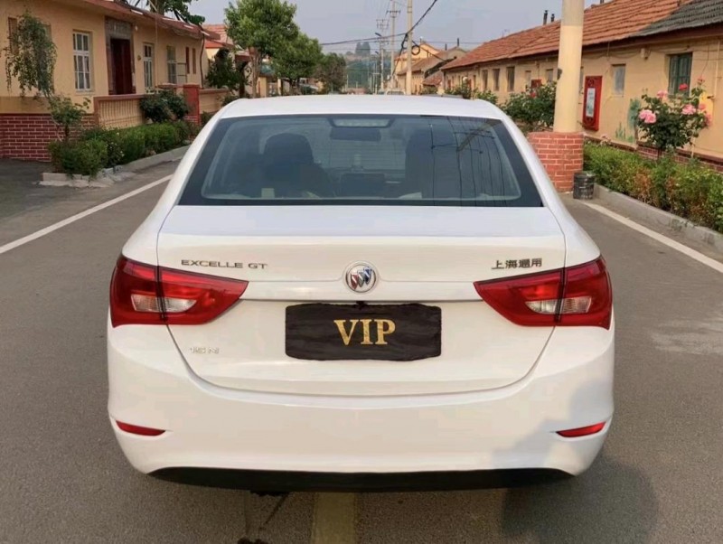 青岛16年别克英朗GT6