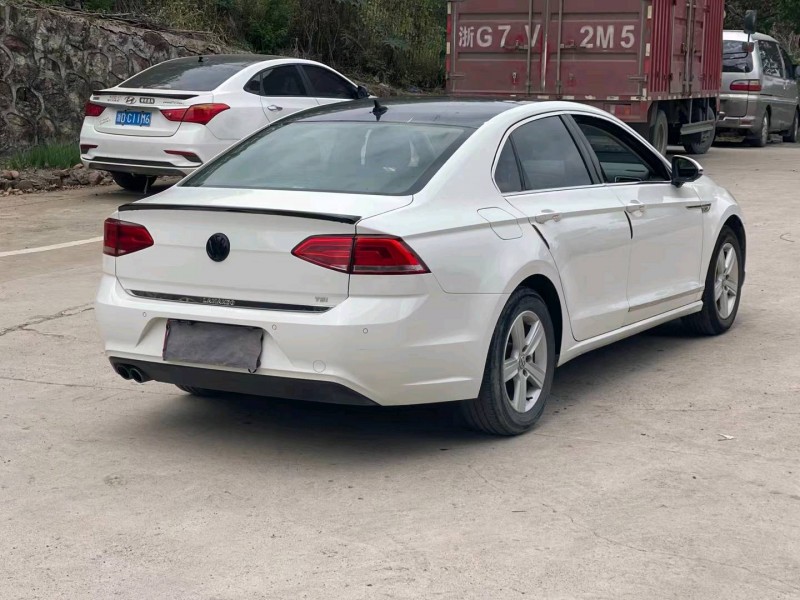 北京16年大众凌渡1