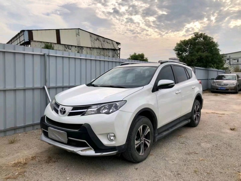广州16年丰田RAV4荣放2