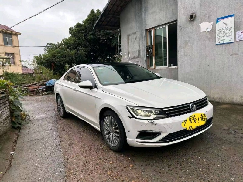 嘉兴15年大众凌渡2