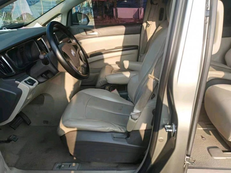 枣庄11年别克GL82