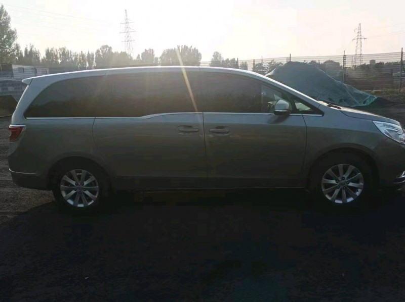 枣庄11年别克GL85