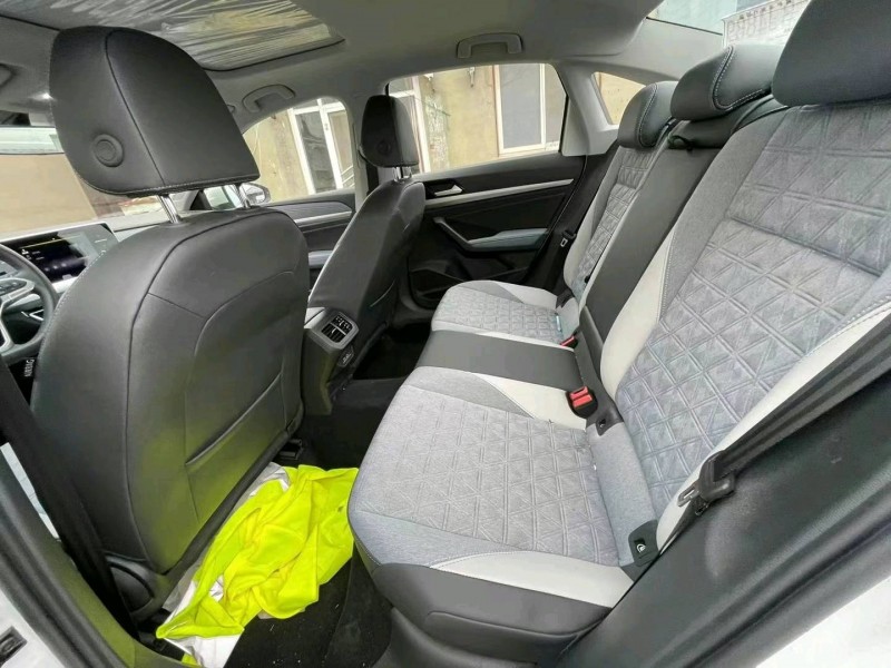 保定22年大众朗逸5