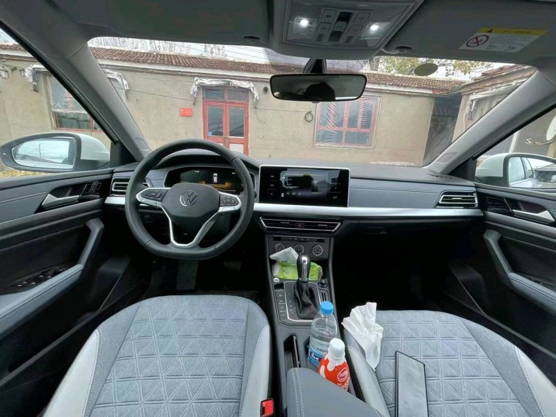 保定22年大众朗逸6