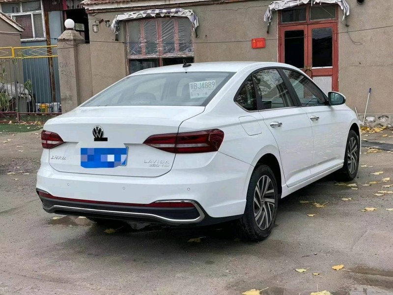 保定22年大众朗逸8