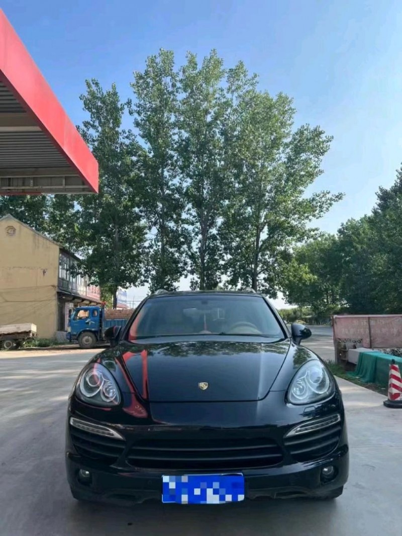 北京11年保时捷卡宴1