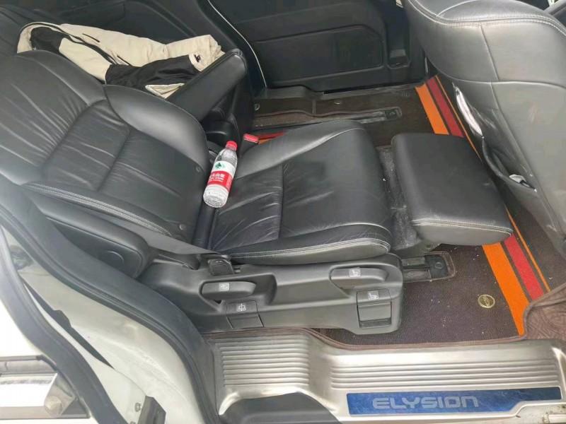 石家庄17年本田艾力绅5