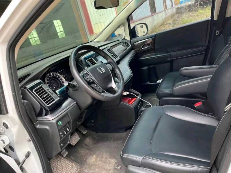 石家庄17年本田艾力绅5