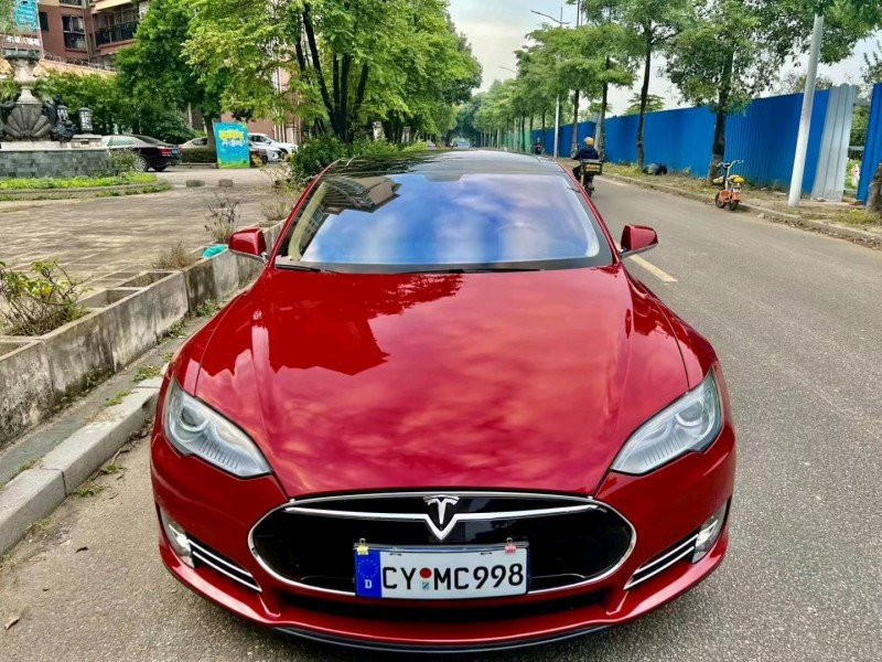 广州14年特斯拉MODEL S9