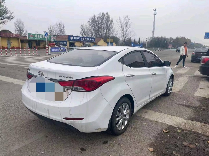 东营15年现代朗动4