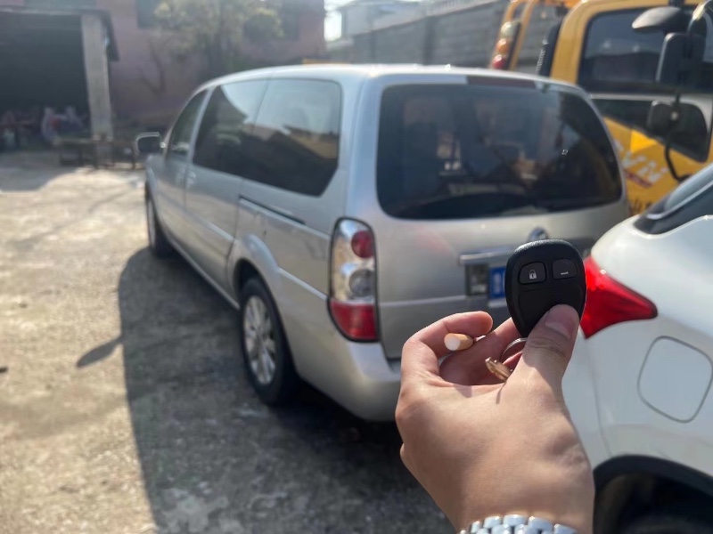 枣庄13年别克GL87