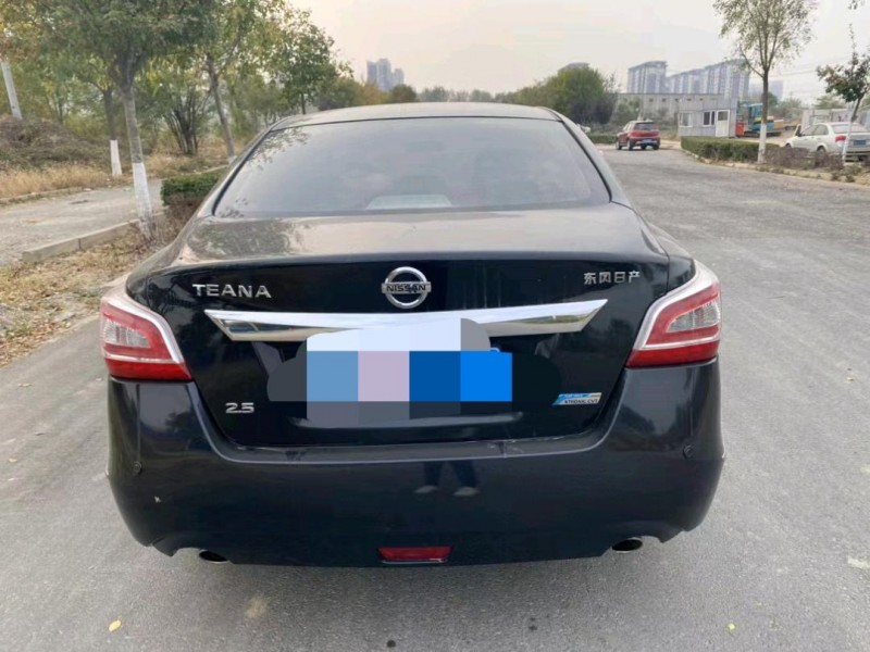 邯郸14年日产天籁5