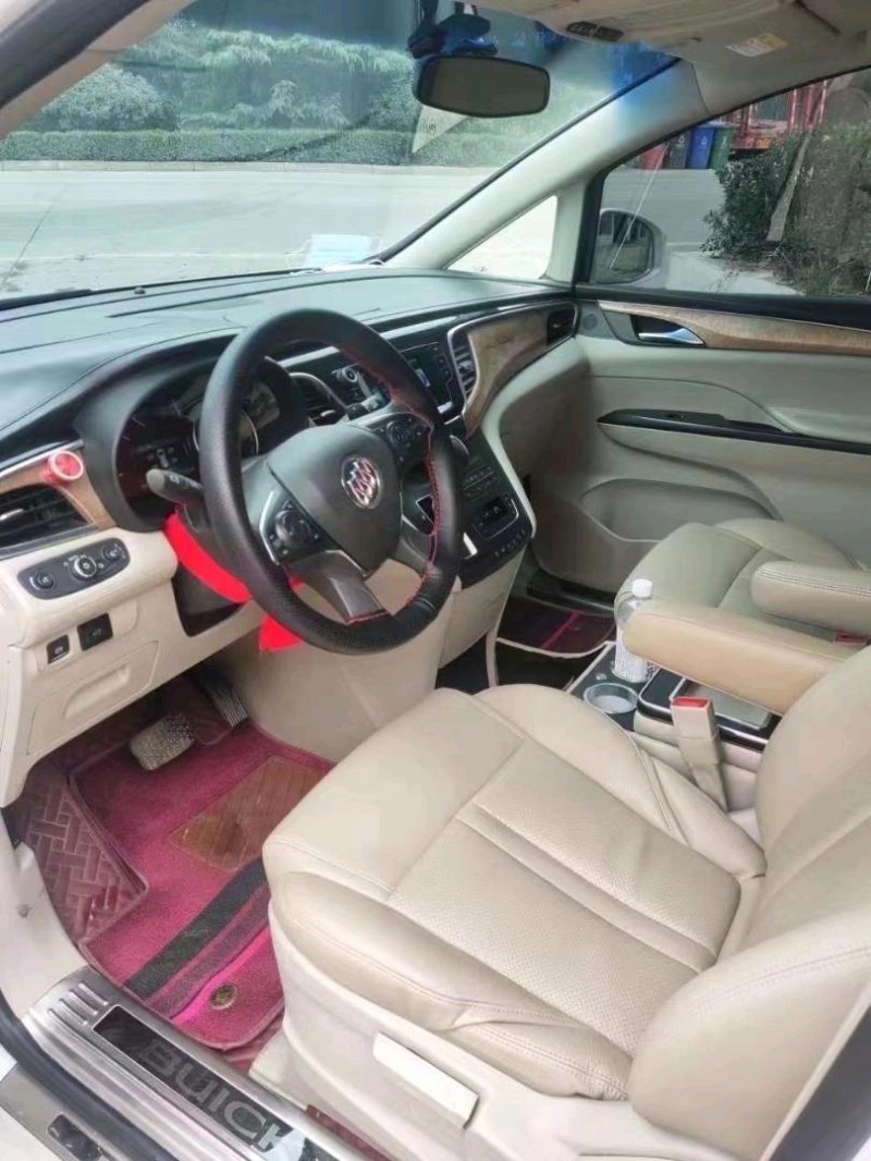 枣庄17年别克GL85