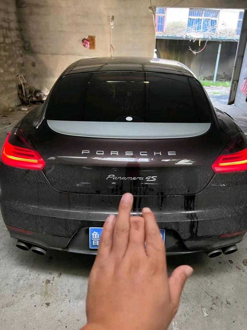邯郸15年保时捷帕拉梅拉7