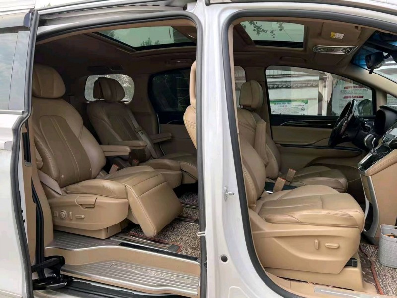 东营16年别克GL85