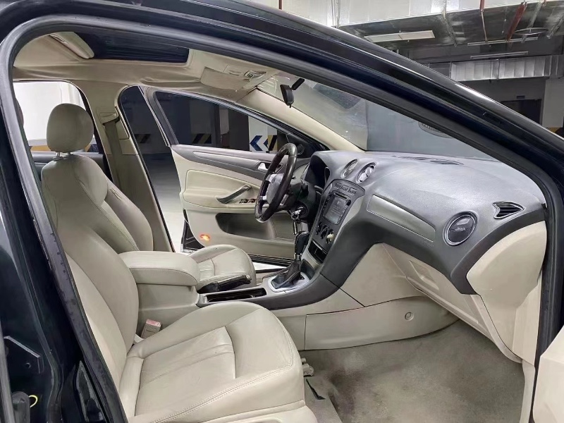 成都11年福特蒙迪欧2