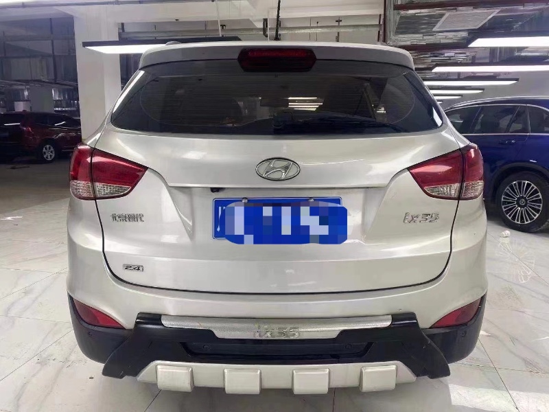 成都11年现代ix352