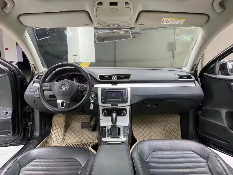 成都17年大众迈腾4