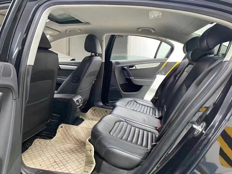 成都17年大众迈腾7