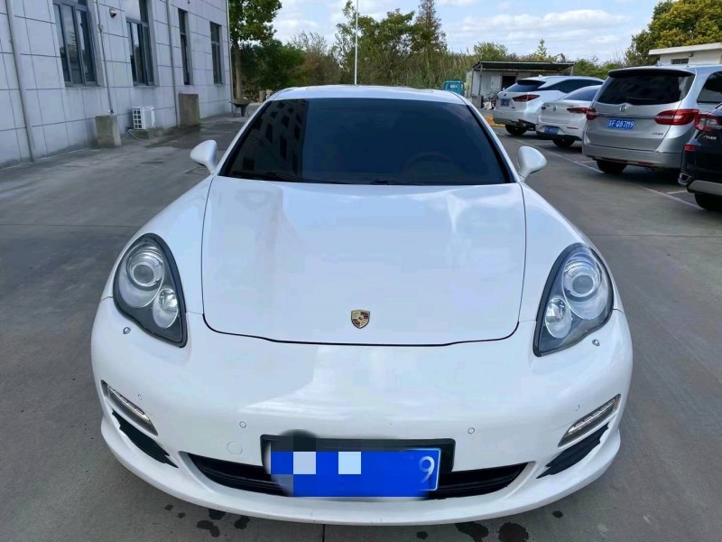 苏州11年保时捷帕拉梅拉9