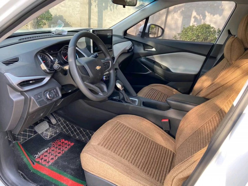 保定20年雪佛兰沃兰多4