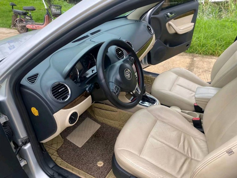 徐州12年大众朗逸4